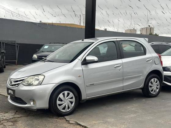 TOYOTA ETIOS 1.5 XS 16V FLEX 4P MANUAL